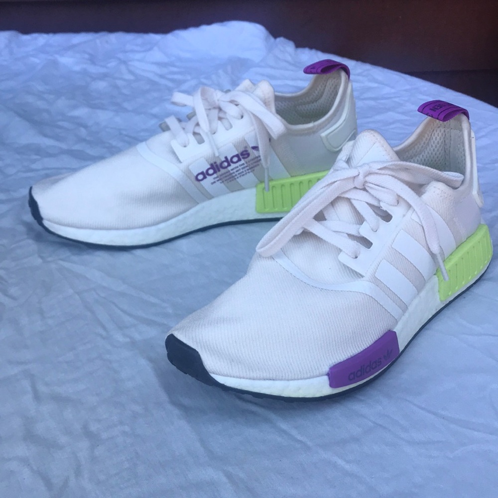 Adidas NMD R1 Sneakers